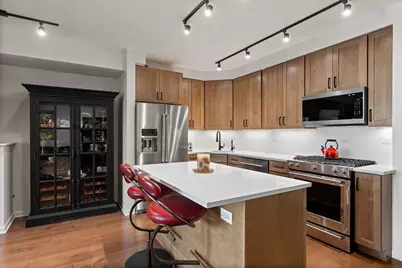 1212 N Wells Street #404, Chicago, IL 60610 - Photo 7
