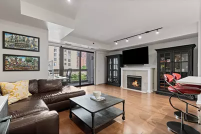 1212 N Wells Street #404, Chicago, IL 60610 - Photo 3