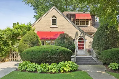 411 N Belmont Avenue, Arlington Heights, IL 60004 - Photo 1
