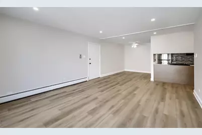 543 Burlington Avenue #212, Downers Grove, IL 60515 - Photo 5