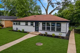 9513 Lowell Ave, Skokie, IL 60076 - Photo 3