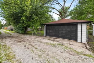 9513 Lowell Ave, Skokie, IL 60076 - Photo 11