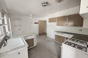 554 Westmore Meyers Rd, Lombard, IL 60148 - Photo 5