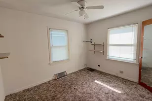 554 Westmore Meyers Rd, Lombard, IL 60148 - Photo 9