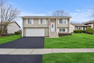 7624 W Juniper Ct, Frankfort, IL 60423 - Photo 1