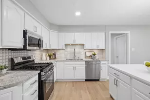 8226 Bob O Link Rd, Orland Park, IL 60462 - Photo 13
