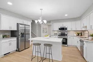 8226 Bob O Link Rd, Orland Park, IL 60462 - Photo 11