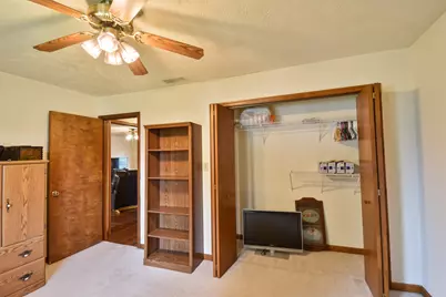 1415 Bethany Lane, Pontiac, IL 61764 - Photo 27
