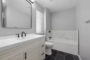 120 Hampton Ave, Westmont, IL 60559 - Photo 15