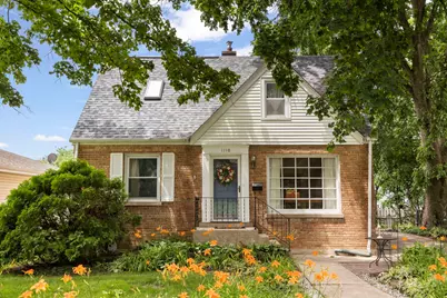 1110 N President Street, Wheaton, IL 60187 - Photo 1