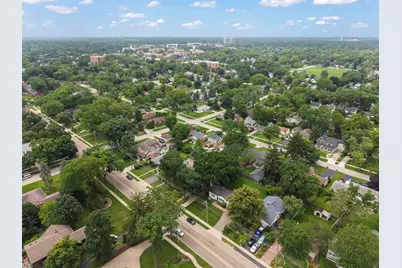 1110 N President Street, Wheaton, IL 60187 - Photo 29