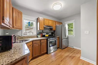1110 N President Street, Wheaton, IL 60187 - Photo 7
