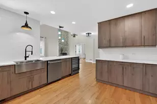 1673 Bloomingdale Rd, Glendale Heights, IL 60139 - Photo 11