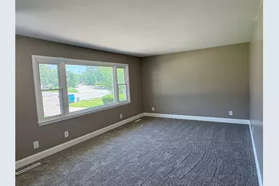 1740 E Duane Boulevard, Kankakee, IL 60901 - Photo 3