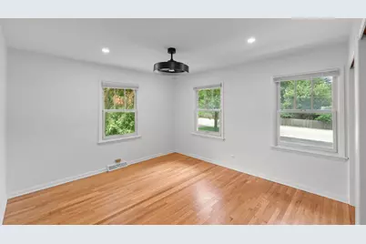 715 E Main Street, Barrington, IL 60010 - Photo 15