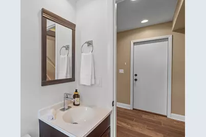 715 E Main Street, Barrington, IL 60010 - Photo 13