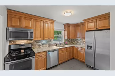 715 E Main Street, Barrington, IL 60010 - Photo 9