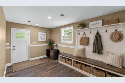 715 E Main Street, Barrington, IL 60010 - Photo 11