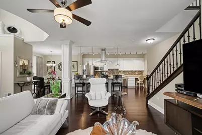 10621 Dani Lane #40621, Orland Park, IL 60462 - Photo 7