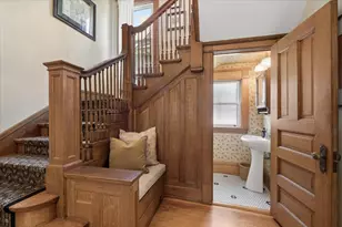 425 Clinton Ave, Oak Park, IL 60302 - Photo 7
