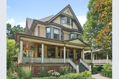 425 Clinton Avenue, Oak Park, IL 60302 - Photo 1