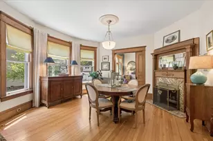 425 Clinton Ave, Oak Park, IL 60302 - Photo 11