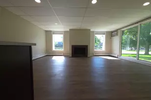 1665 Coach Dr, Naperville, IL 60565 - Photo 11