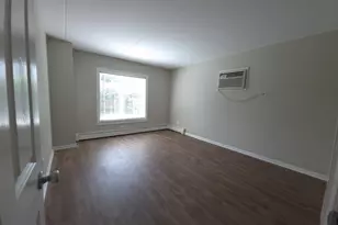 1665 Coach Dr, Naperville, IL 60565 - Photo 9