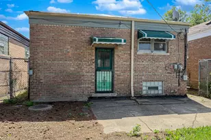 9040 S Oglesby Ave, Chicago, IL 60617 - Photo 27