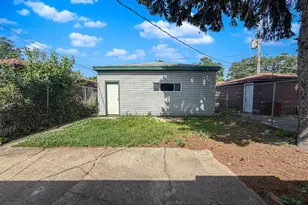 9040 S Oglesby Ave, Chicago, IL 60617 - Photo 29