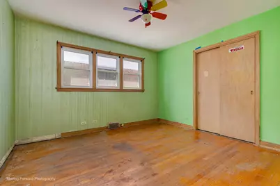 9040 S Oglesby Avenue, Chicago, IL 60617 - Photo 13