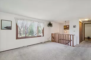 5505 Lucina Ave, McHenry, IL 60050 - Photo 3