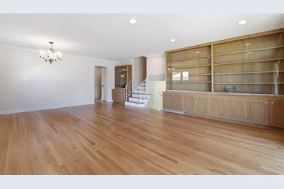 8238 W Balmoral Avenue, Chicago, IL 60656 - Photo 9