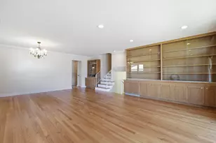 8238 W Balmoral Ave, Chicago, IL 60656 - Photo 9