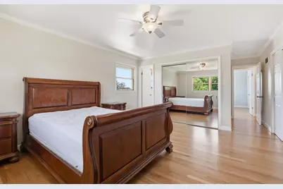 8238 W Balmoral Avenue, Chicago, IL 60656 - Photo 23