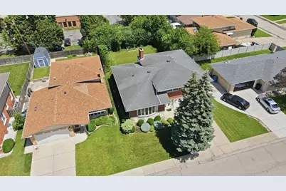 8238 W Balmoral Avenue, Chicago, IL 60656 - Photo 3
