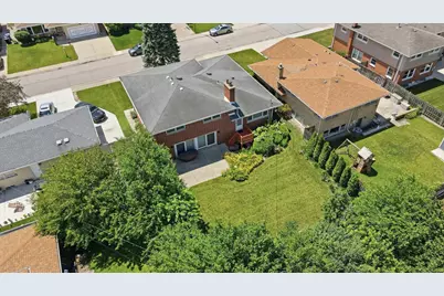 8238 W Balmoral Avenue, Chicago, IL 60656 - Photo 39