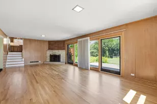 8238 W Balmoral Ave, Chicago, IL 60656 - Photo 17