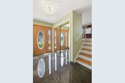 8238 W Balmoral Avenue, Chicago, IL 60656 - Photo 7