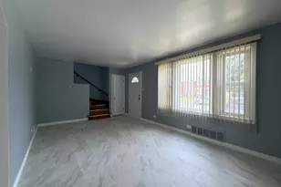 5132 S Hamlin Ave, Chicago, IL 60632 - Photo 5