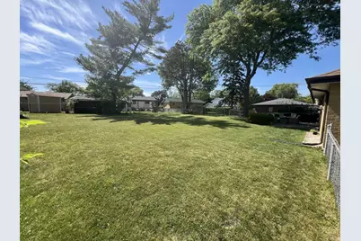 1431 E Emmerson Lane, Mount Prospect, IL 60056 - Photo 23