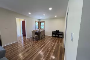 1431 E Emmerson Ln, Mount Prospect, IL 60056 - Photo 7