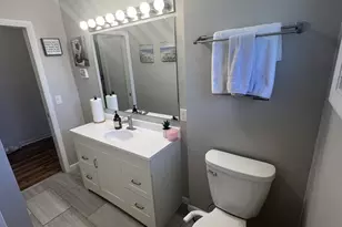 1431 E Emmerson Ln, Mount Prospect, IL 60056 - Photo 15