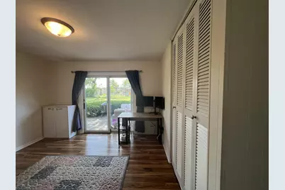 1431 E Emmerson Lane, Mount Prospect, IL 60056 - Photo 9