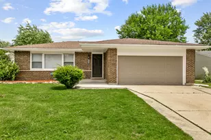 20031 Crescent Ave, Lynwood, IL 60411 - Photo 1