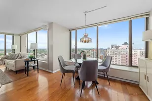 5455 N Sheridan Rd, Chicago, IL 60640 - Photo 15