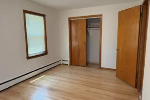 9559 S Yates Blvd, Chicago, IL 60617 - Photo 7