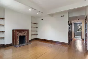 2352 N Cleveland Ave, Chicago, IL 60614 - Photo 5