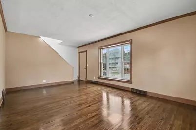 662 Bent Street, Elgin, IL 60120 - Photo 3