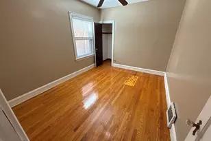 5327 W Wolfram St, Chicago, IL 60641 - Photo 11